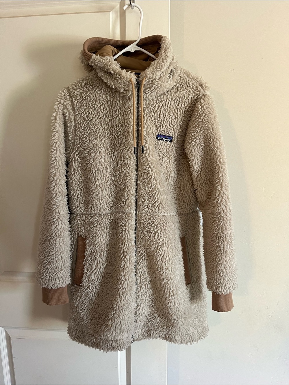 Patagonia Women's Cream Teddy Fleece Hooded Jacket with Tan Accents